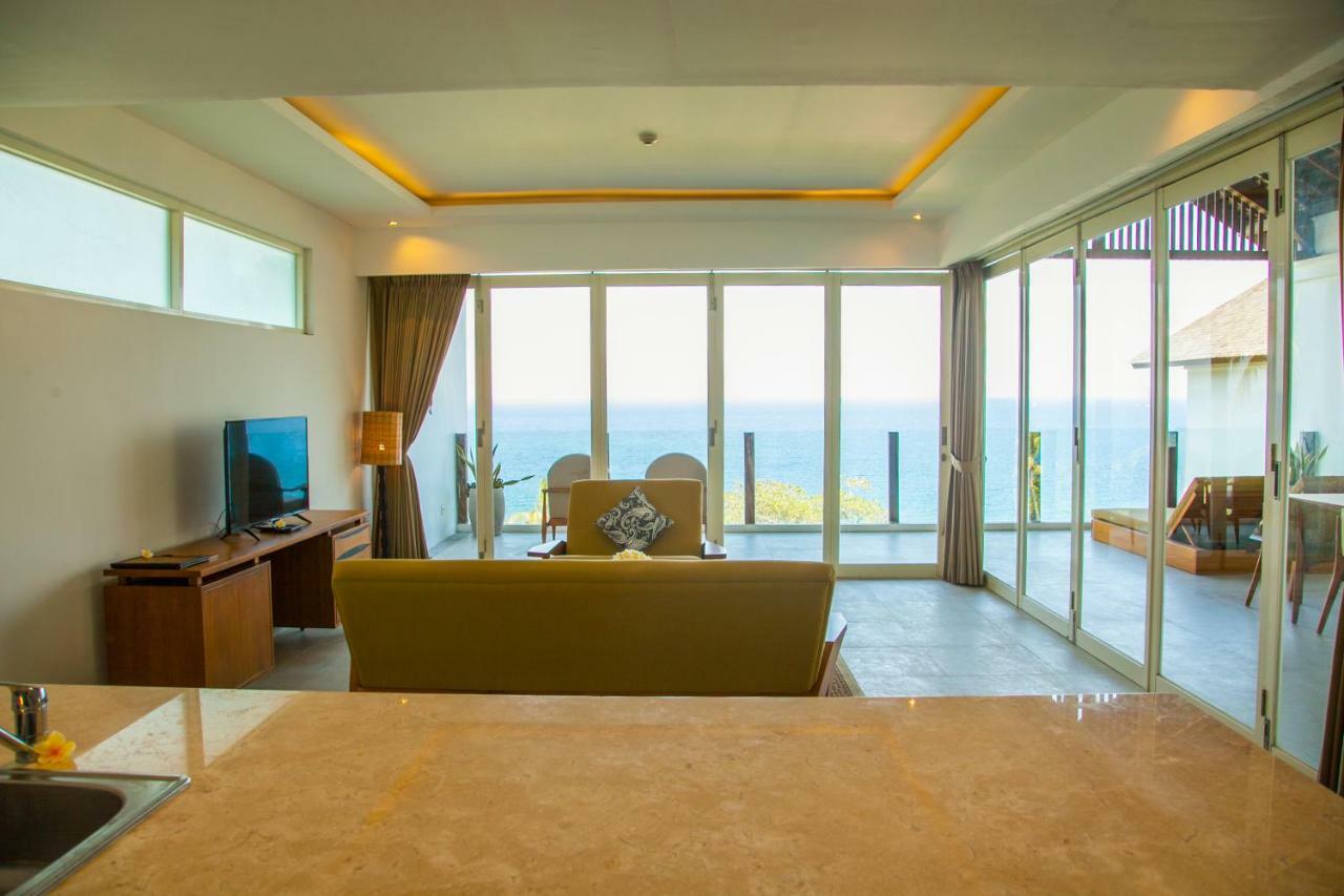 Rajavilla Lombok - Seaside Serenity Senggigi