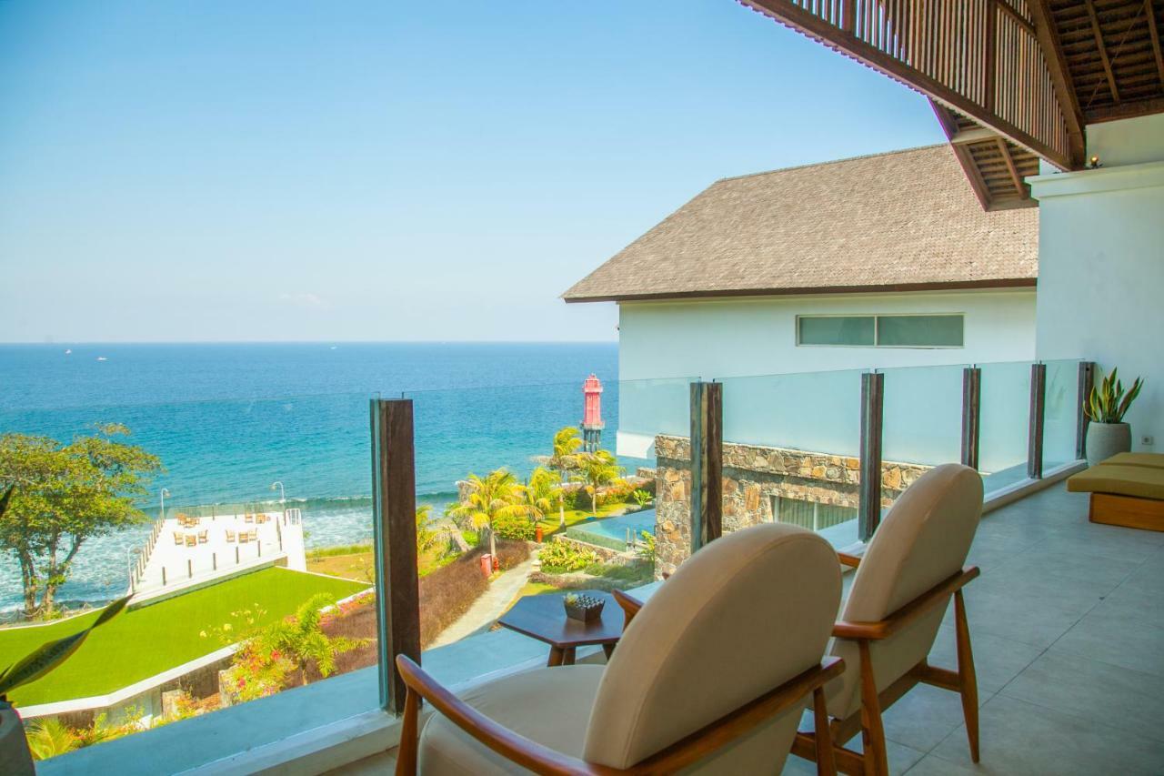 Rajavilla Lombok - Seaside Serenity 4* Senggigi